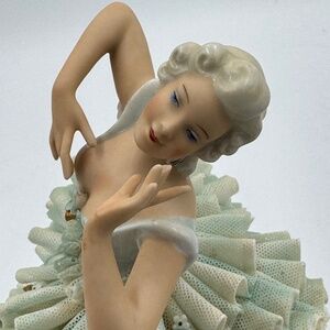 Vintage Unterweissbach Porcelain Ballerina Figurine Lace Tutu Germany Crown Mark